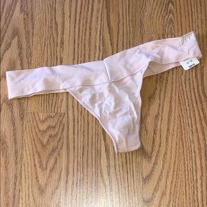 NWT PINK Victoria’s Secret Nude Thong (Size M)